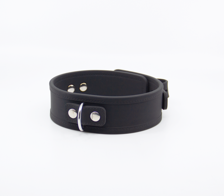 Love in Leather silicone collar close-up - showing adjustable buckle and D-ring detail