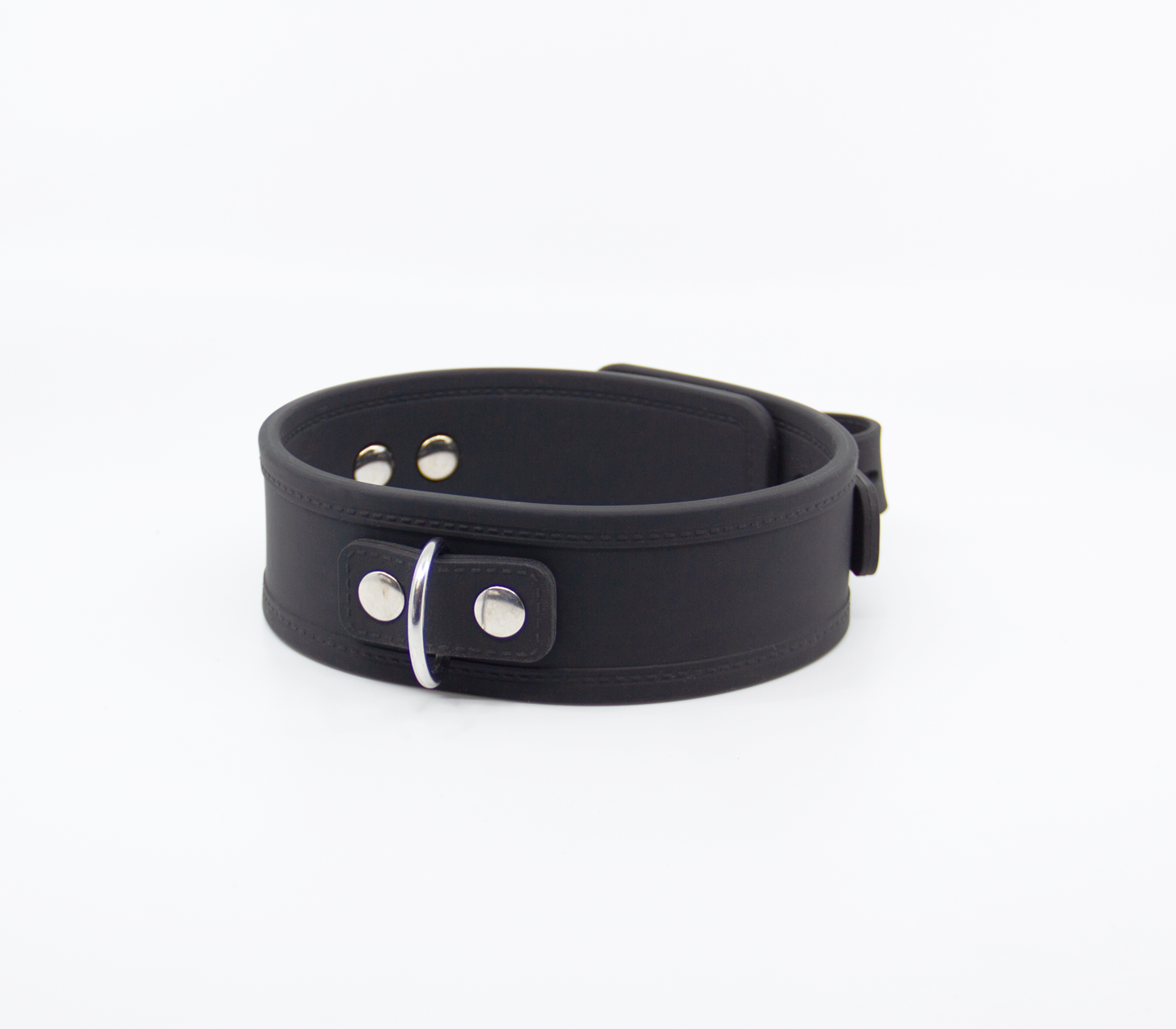 Love in Leather silicone collar and leash set - flexible BDSM restraint in black